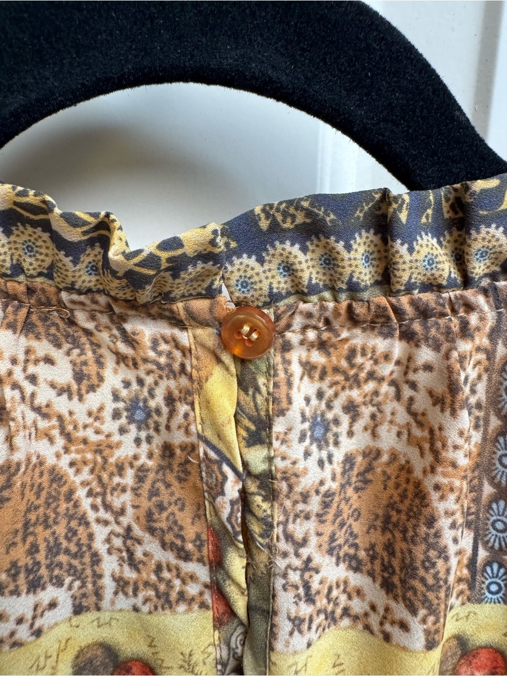 JODIFL Ruffle Neck Blouse - Picture 11 of 11